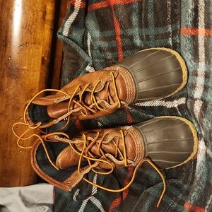 L.L. Bean -- Brown leather, fleece lined duck boots Women's size 7